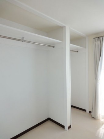 使いやすいクローゼットに